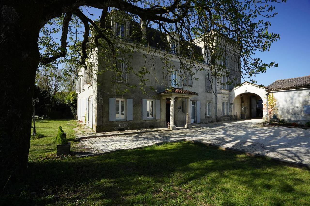 Chateau De Champblanc Cherves-de-Cognac 外观 照片