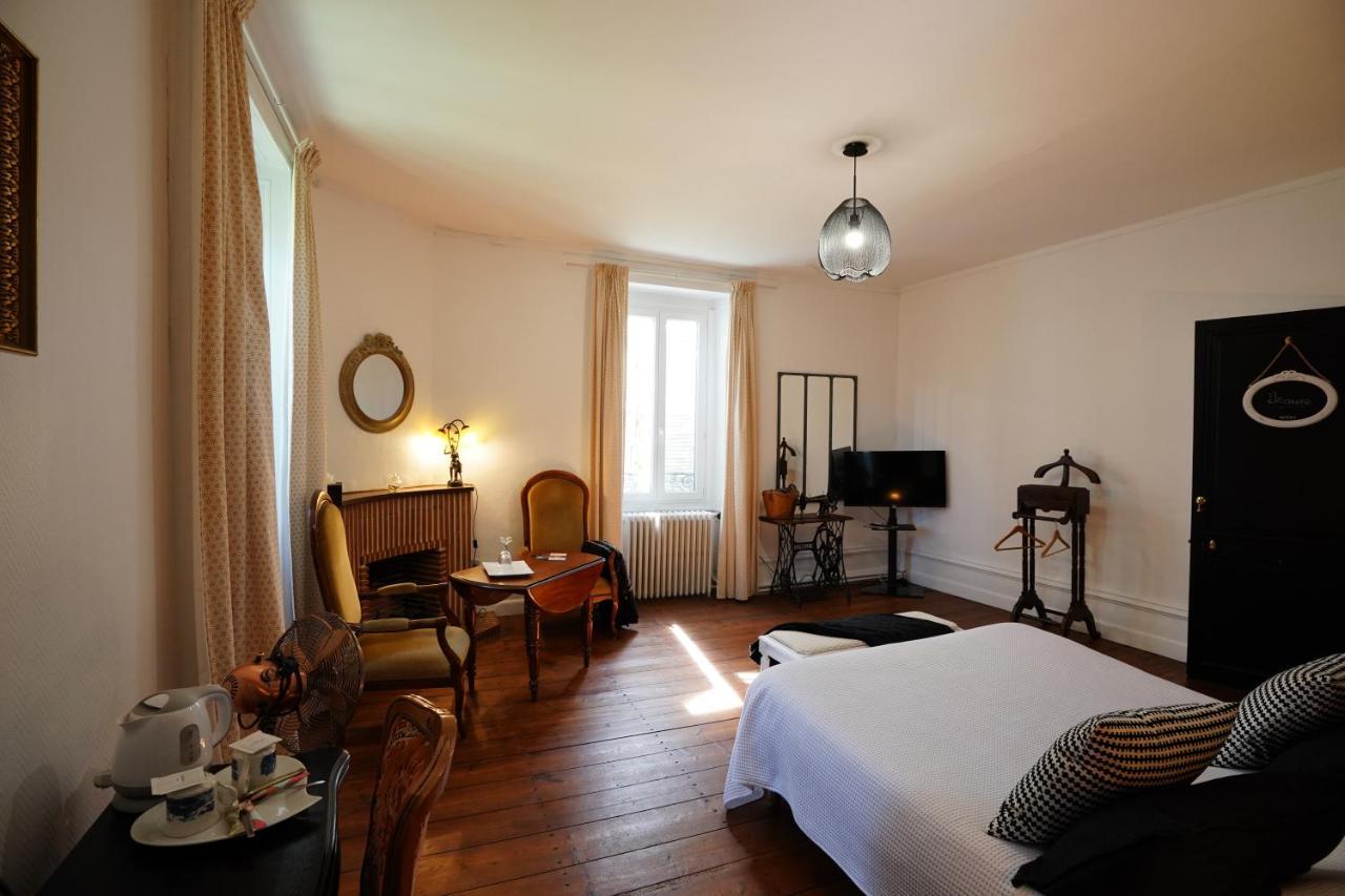 Chateau De Champblanc Cherves-de-Cognac 外观 照片