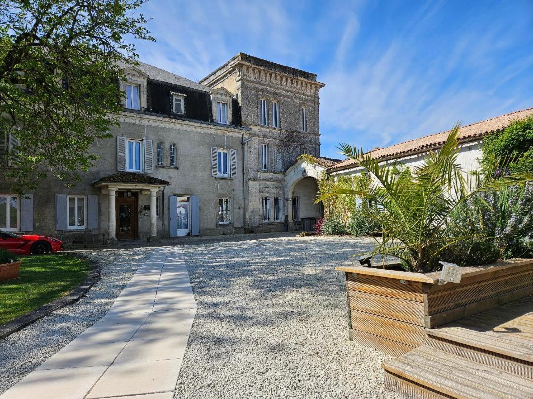 Chateau De Champblanc Cherves-de-Cognac 外观 照片